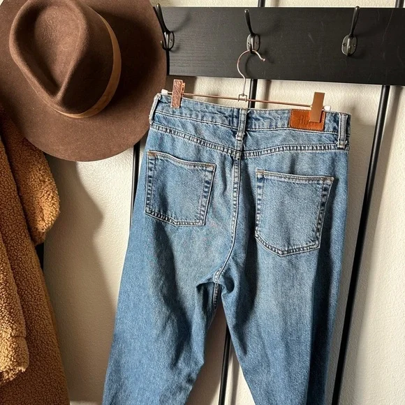 Urban Outfitters medium wash high rise retro vintage mom denim jeans y2k - Picture 5 of 6